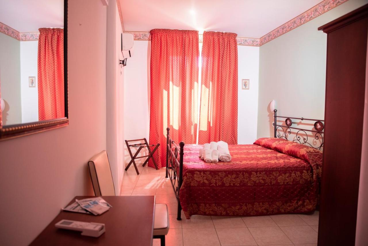 Carlo Five Bed & Breakfast Porto Empedocle Exterior photo