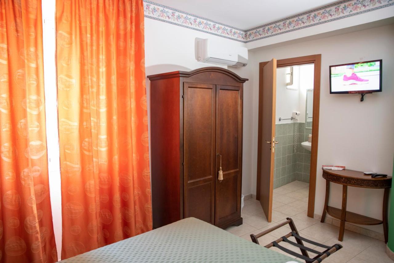 Carlo Five Bed & Breakfast Porto Empedocle Exterior photo